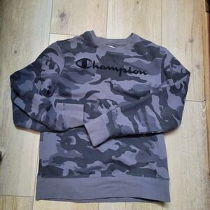 Champion Camouflage Sweatshirt Size S